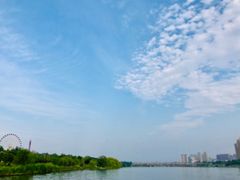 -灞河西岸滨河公园