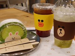 -LINE FRIENDS Garosu-gil Flagship Store