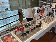 -LensCrafters亮视点·OAKLEY精选(静安嘉里中心店)