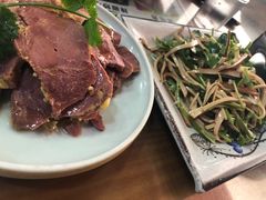 -上海小菜餐厅(理工大学店)