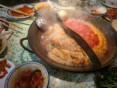 -鸿姐老火锅(疁城新天地店)