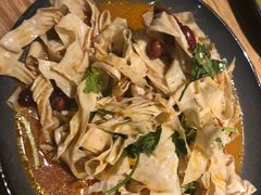 香辣拌豆皮-塔哈尔·新疆盛宴(城西银泰店)