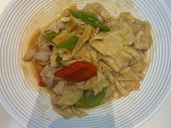 -红东阁东北菜烤肉酒馆(CROSS万象汇店)