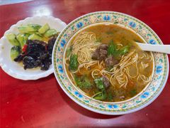 -金杨拉面王小吃面馆·牛三宝面·红烧牛肉粉