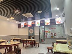 -香辉食馆(新兴路店)