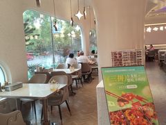 -小董哥烤串·爆汁大油边(故宫店)