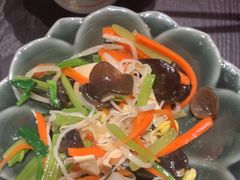 -古都历食南京菜·烤鸭·鸭血粉丝·汤包(南京博物院店)