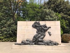 -上海市龙华烈士陵园