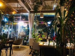 露天位-春树下·树屋花房西餐厅(罍街AS1980店)