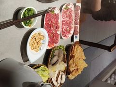 -四点金粥底火锅(沂州里店)