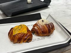 -HOT CRUSH趁热集合·现烤面包(上海环球港店)