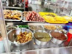 自助取餐区-凤张螺蛳粉·爽口粉(跃进路总店)