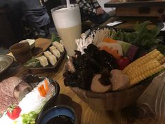 -湊湊火锅·茶憩(新中关购物中心店)