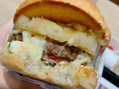 照烧凤梨牛肉特堡-The Habit Burger Grill 哈比特汉堡(爱琴海店)