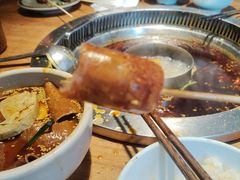 -城墙拐拐火锅(三峡广场黑金冠店)