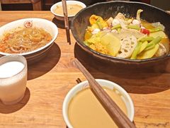 -万记麻辣烫国展总店