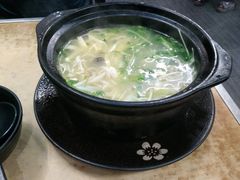 -丽虹云南过桥米线(兴工街店)
