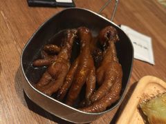 弄堂里的卤鸡爪-弄堂里·寻味杭州(湖滨银泰in77C区店)