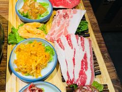 -明洞阿姨·韩式酱蟹烤肉·创意料理(三元桥店)