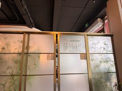 -莲餐厅·湖北菜·潜江小龙虾店(愚园路店)