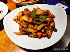 -95号酱骨·一块豆腐(展春园西路店)