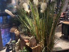 -临界音乐酒馆·小龙虾·江湖菜(华熙LIVE·鱼洞店)