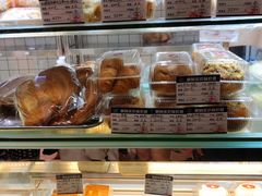 -白玉兰食品甜凤店(合生汇店)