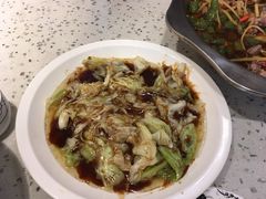 -兔行天下-鸿鹤鲜锅兔(中海国际店)