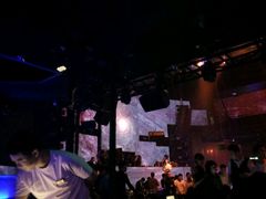 -SPACE(欢乐颂购物中心店)