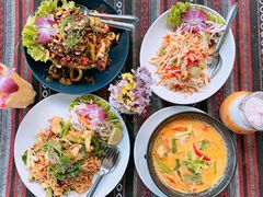 -Tikky Cafe