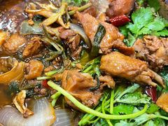 渝君鸡煲-渝君重庆火锅(嘉宾路店)