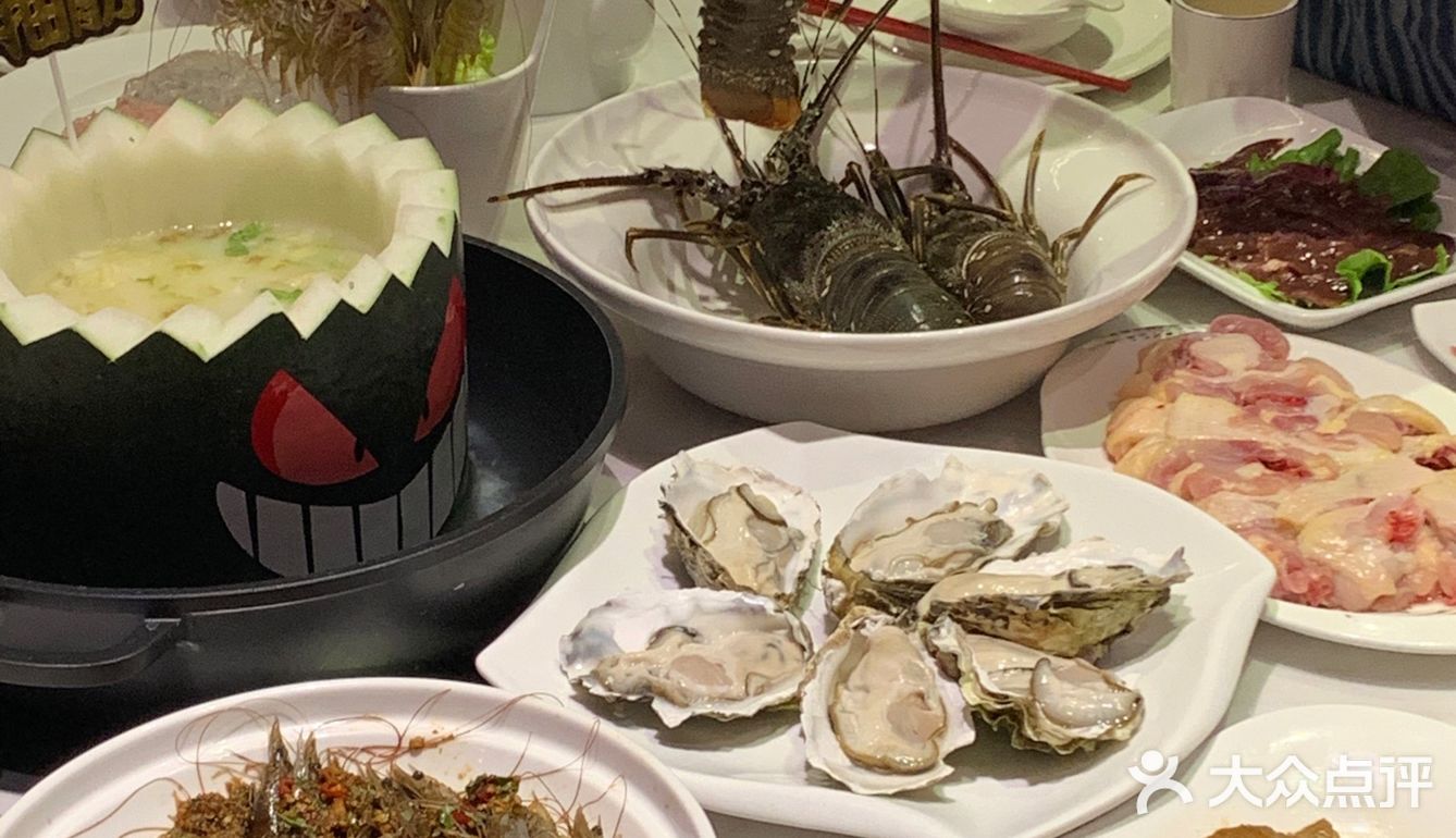 冬瓜盅配小青龙🦞吃个不一样的养生局