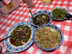 -罗霸蛮老岳阳大排档·鲜货烧烤·土吊子煨砂锅烧菜