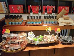 -索溪山寨·湘西饮食文化博物馆(标志门店)