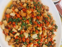 -川流不息·地道川菜·小龙虾(松东路店)