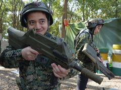 -崇明岛拓展训练真人CS镭战基地