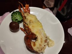 -荣誉国际酒店-云顶旋转餐厅