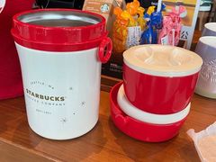 -星巴克(西安曲江银泰店)