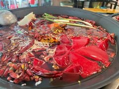 -黄潇洒老火锅(九眼桥宏济巷店)