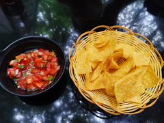 餐前玉米片-Pistolera Mexican Cantina女枪手墨西哥餐厅(碧云路店)