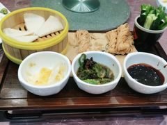 -伊和园清真餐饮