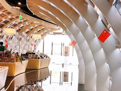 -钟书阁(群光广场店)