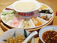-怪噜范·老贵阳街头名小吃(数博万达店)
