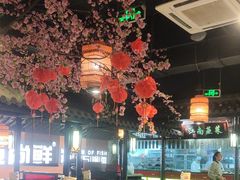 -卢大鲜鱼头捞饭(美利广场店)