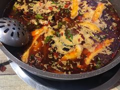 -鸡遇虾煲干锅火锅(小寨金莎店)