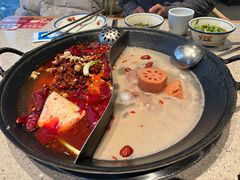 -鸿姐老火锅(长泰广场店)