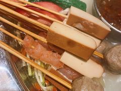 -佰人王串串香火锅(洋珠巷店)