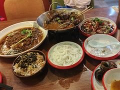 -老闵田螺馆·南昌市井菜·特色小吃(总店)