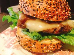 -FAT COW(虹梅路店)