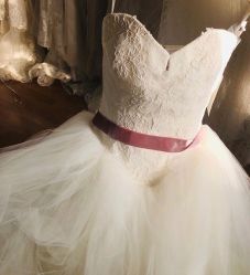 -Vera Wang婚纱礼服旗舰店